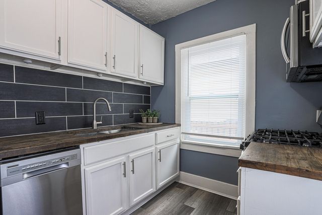 111 LOCUST LODGE Avenue, Council Bluffs, IA 51503