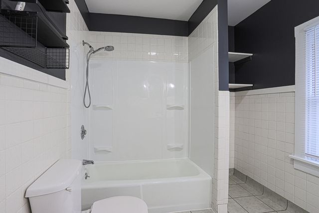 111 LOCUST LODGE Avenue, Council Bluffs, IA 51503