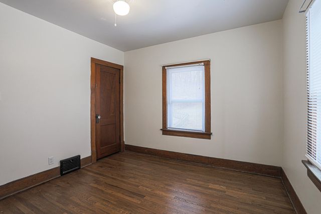 111 LOCUST LODGE Avenue, Council Bluffs, IA 51503