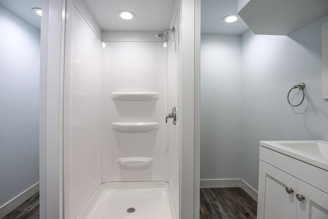 111 LOCUST LODGE Avenue, Council Bluffs, IA 51503