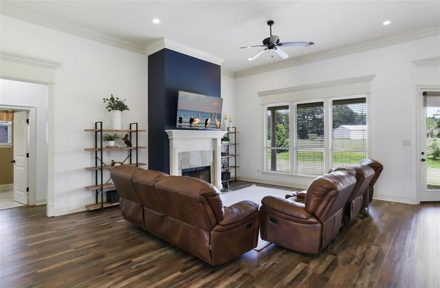 1214 Rue Blakeney Drive, Lake Charles, LA 70611