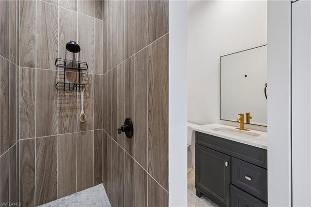 15701 Chatfield DR, Fort Myers, FL 33908