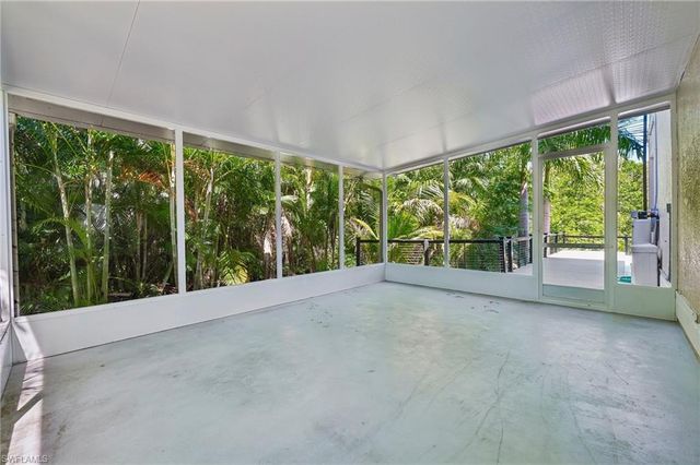 15701 Chatfield DR, Fort Myers, FL 33908