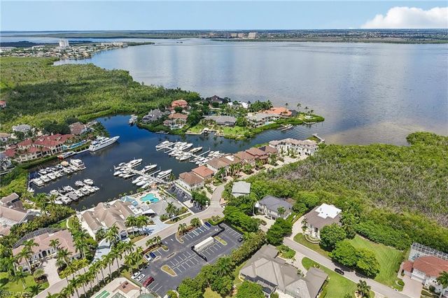 15701 Chatfield DR, Fort Myers, FL 33908