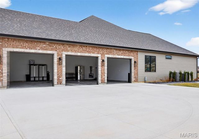 310 Lakeland Court, Defiance, MO 63341