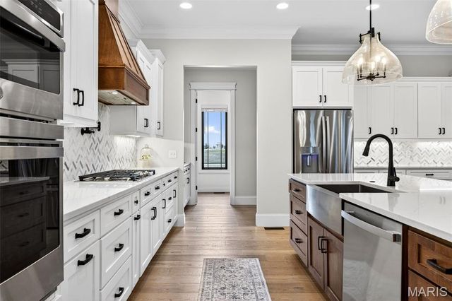 310 Lakeland Court, Defiance, MO 63341