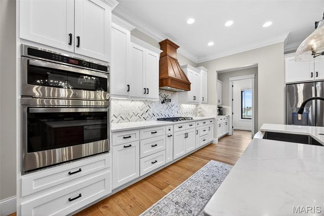 310 Lakeland Court, Defiance, MO 63341