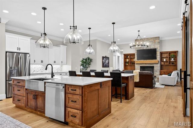 310 Lakeland Court, Defiance, MO 63341