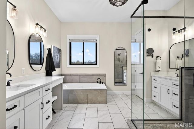 310 Lakeland Court, Defiance, MO 63341