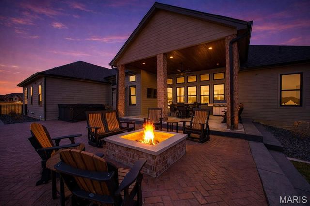 310 Lakeland Court, Defiance, MO 63341