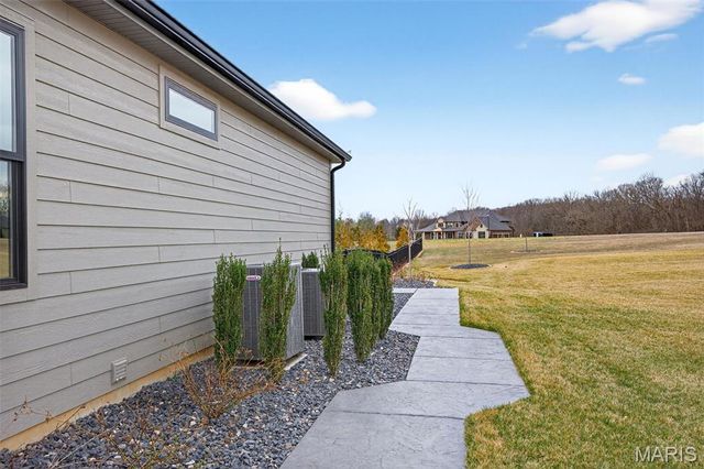 310 Lakeland Court, Defiance, MO 63341