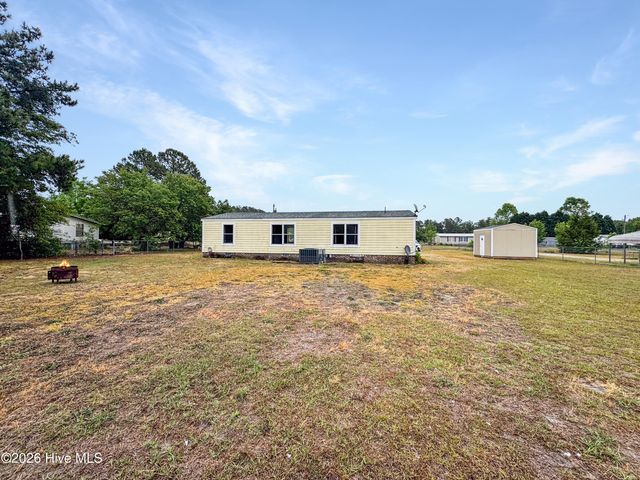 156 Countryside Drive, Aberdeen, NC 28315