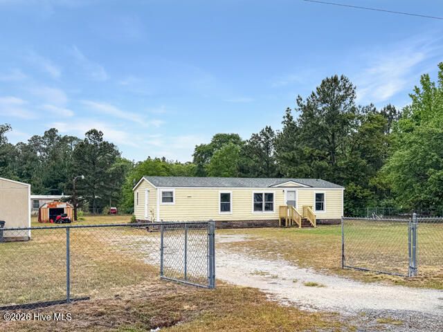 156 Countryside Drive, Aberdeen, NC 28315