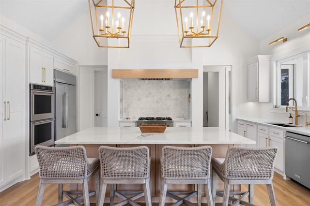 4991 Schott Road, Ledbetter, TX 78946