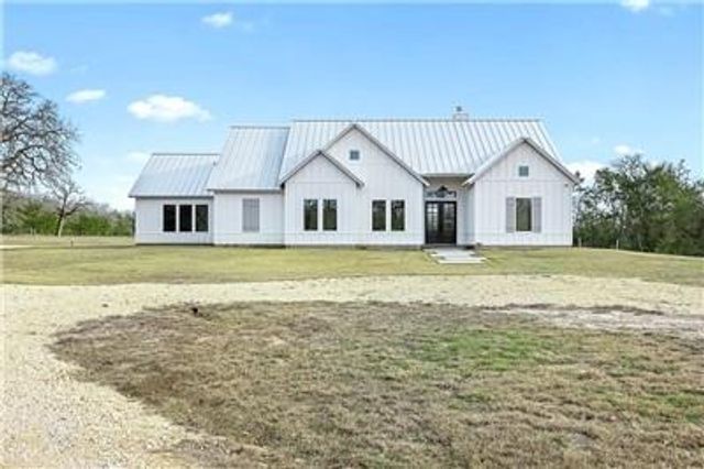 4991 Schott Road, Ledbetter, TX 78946