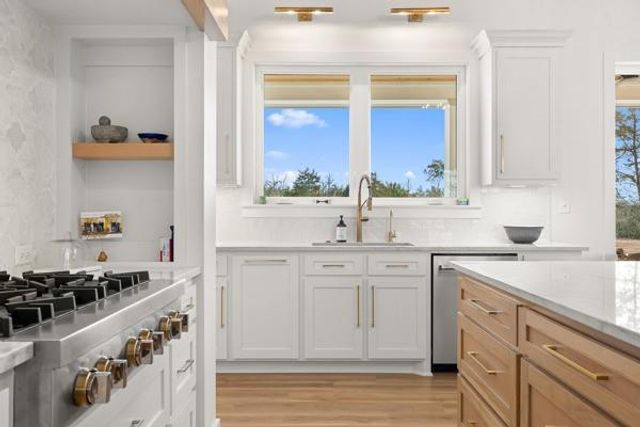 4991 Schott Road, Ledbetter, TX 78946