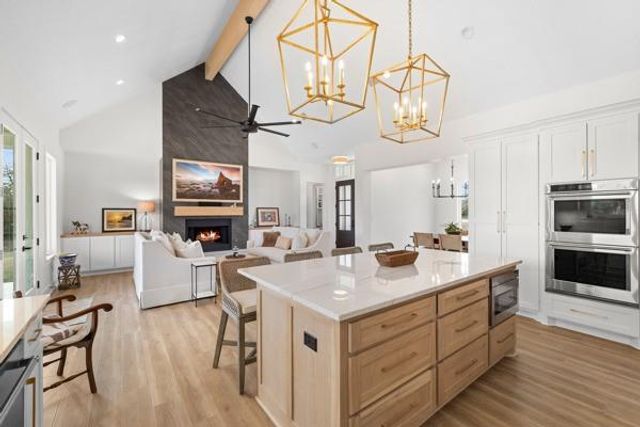 4991 Schott Road, Ledbetter, TX 78946