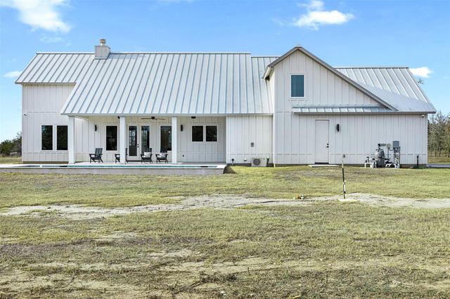 4991 Schott Road, Ledbetter, TX 78946
