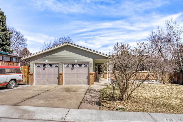 9018 W 77th Place, Arvada, CO 80005
