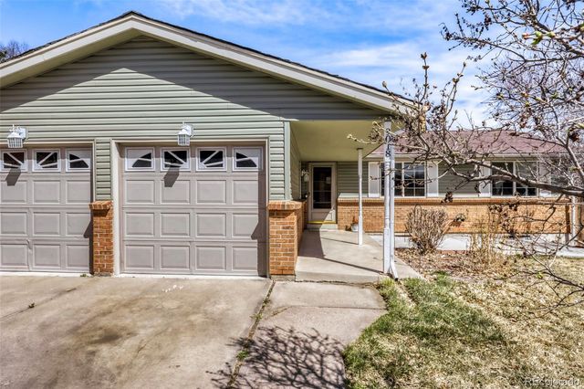 9018 W 77th Place, Arvada, CO 80005