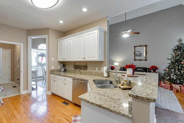 5864 Crooked Creek Drive, Ooltewah, TN 37363