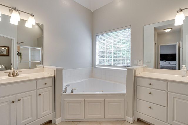 5864 Crooked Creek Drive, Ooltewah, TN 37363