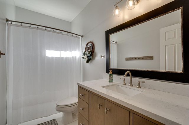 5864 Crooked Creek Drive, Ooltewah, TN 37363