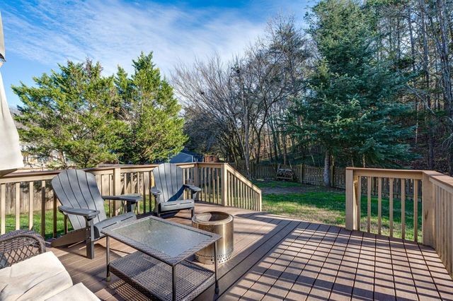 5864 Crooked Creek Drive, Ooltewah, TN 37363