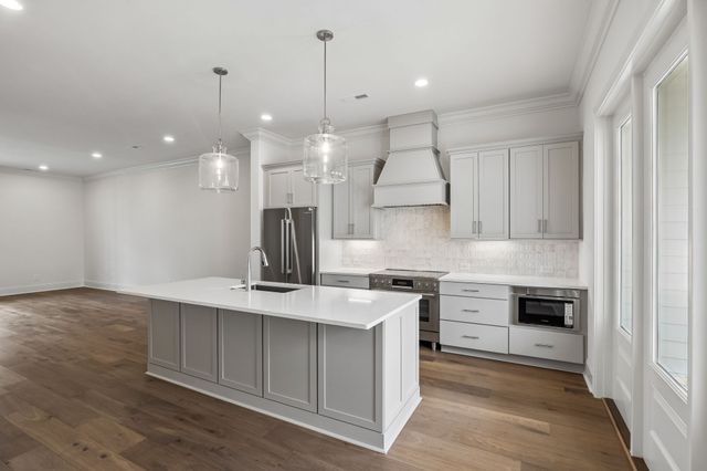 2018 Rose St, Franklin, TN 37064