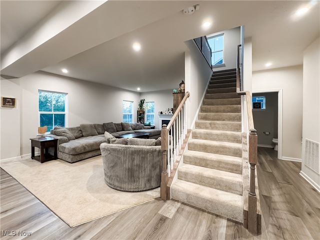 2092 Sugar Maple Drive, Kent, OH 44240