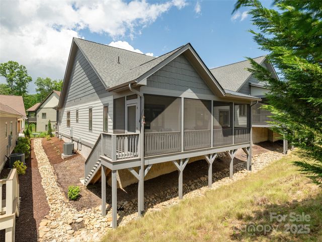 213 Sports Village Drive, Hendersonville, NC 28739