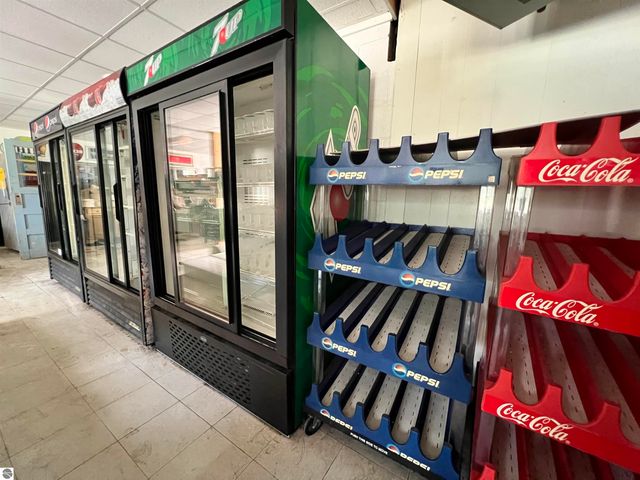 6020 E 34 Road, Cadillac, MI 49601