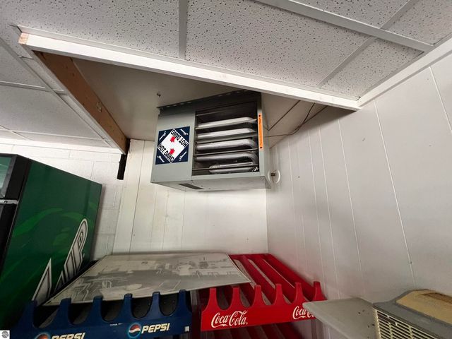 6020 E 34 Road, Cadillac, MI 49601