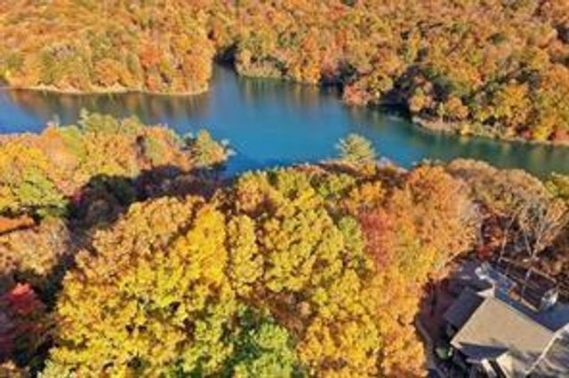 1048 Thrasher Way, Big Canoe, GA 30143