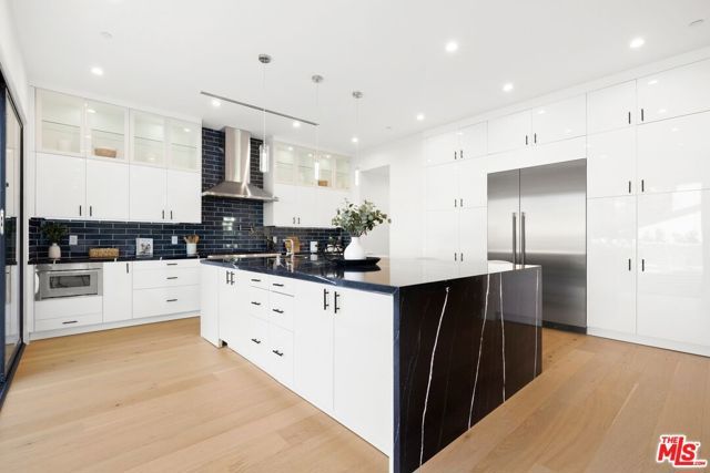 5012 Enfield Avenue, Encino (los Angeles), CA 91316