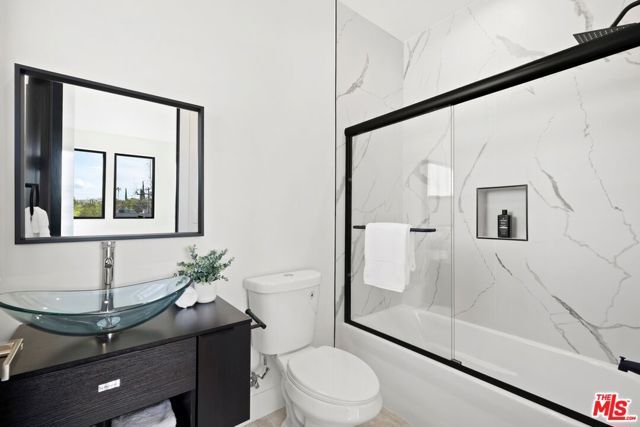 5012 Enfield Avenue, Encino (los Angeles), CA 91316