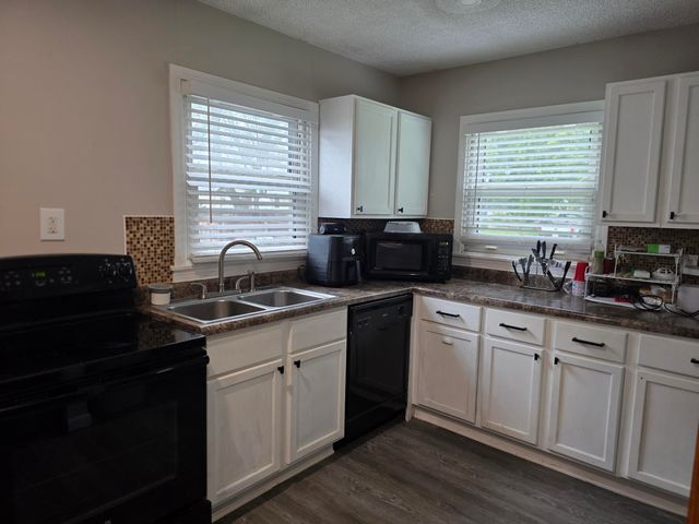 2711 6TH Avenue, Council Bluffs, IA 51501