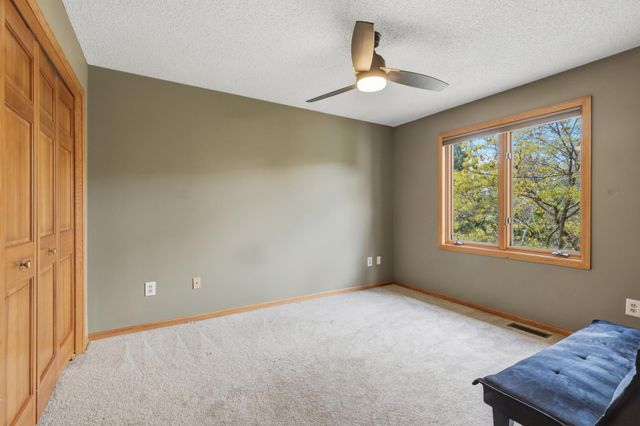 22530 Forest Ridge Drive, Lakeville, MN 55044