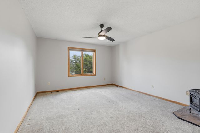 22530 Forest Ridge Drive, Lakeville, MN 55044