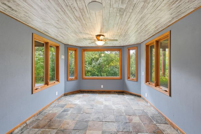 22530 Forest Ridge Drive, Lakeville, MN 55044