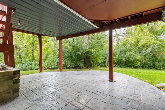 22530 Forest Ridge Drive, Lakeville, MN 55044