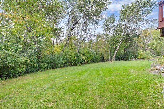 22530 Forest Ridge Drive, Lakeville, MN 55044
