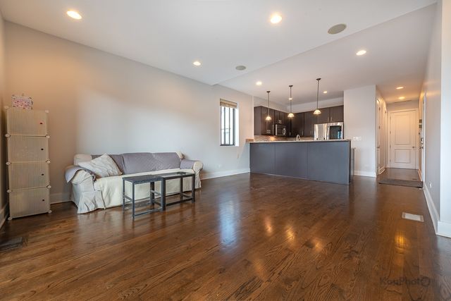 3839 N Ashland Avenue 2, Chicago, IL 60613