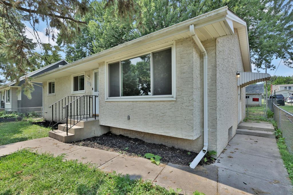 1017 Livingston Avenue, West Saint Paul, MN 55118 — photo 3