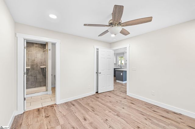 2 Bigby Street, Greenville, SC 29607