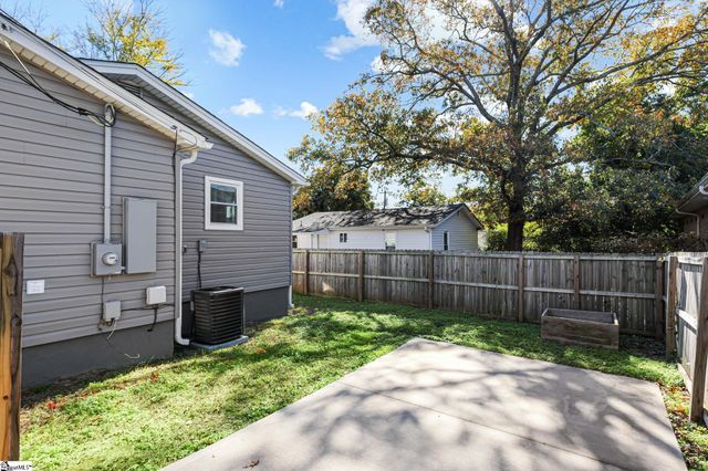 2 Bigby Street, Greenville, SC 29607