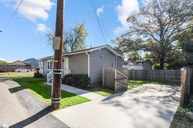 2 Bigby Street, Greenville, SC 29607