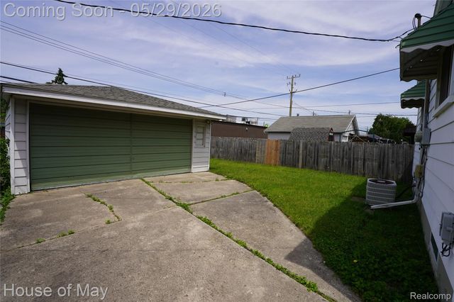 18233 Ruth Street, Melvindale, MI 48122