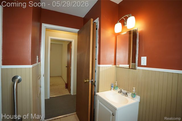 18233 Ruth Street, Melvindale, MI 48122