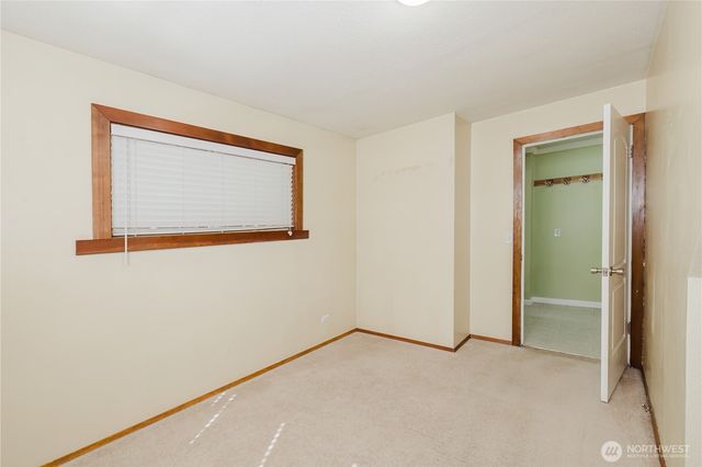 3004 Olympus Drive NE, Bremerton, WA 98310